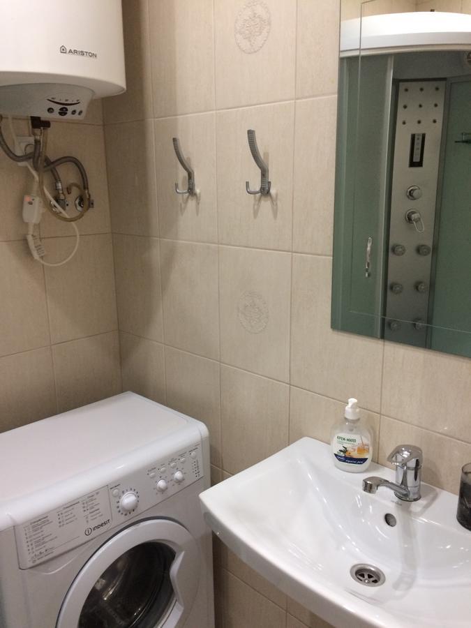 Cozy Apartment Near The Airport "Kyiv" Eksteriør bilde